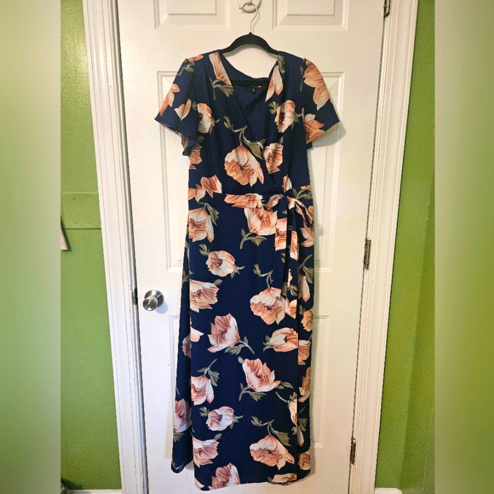 Plus size dress